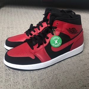 NIKE Jordan 1 Mid Gym Red Black